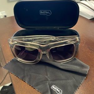 GREY ANT Status Square Sunglasses